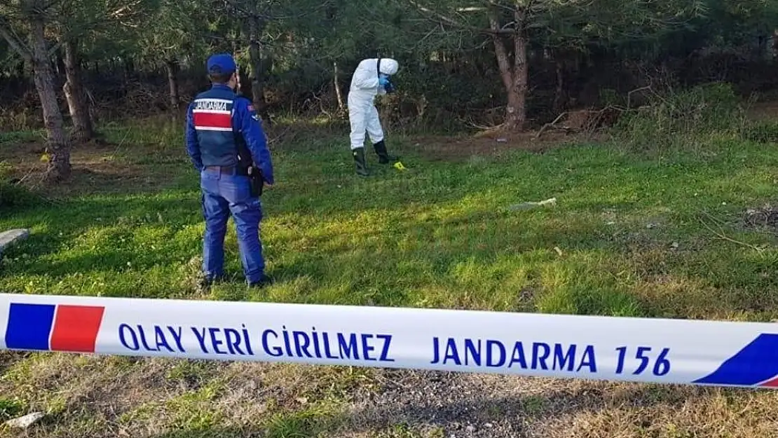 Tüfekle Vurulmuş Halde Ölü Bulundu