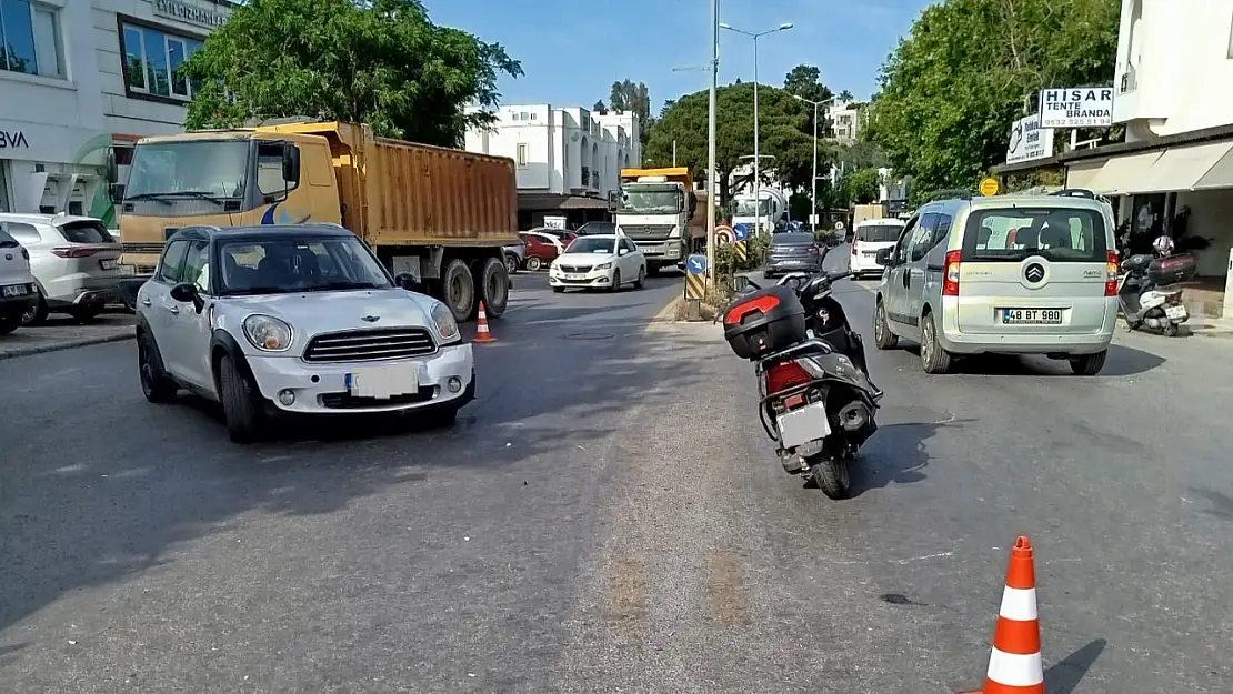 Ani Manevra Kazaya Yol Açtı: 2 Yaralı