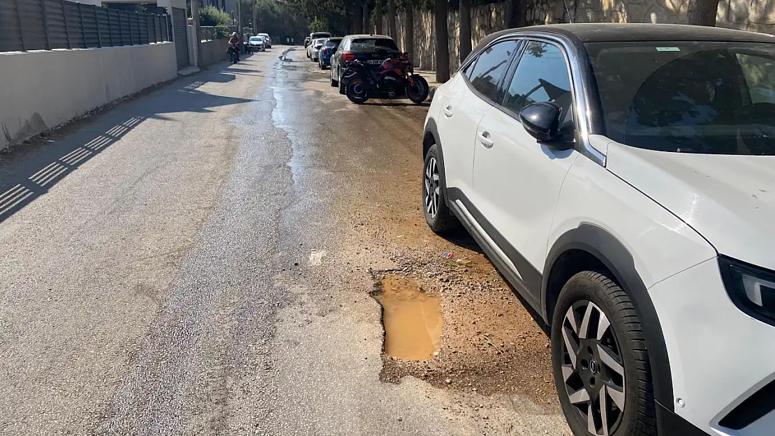 Üç gündür çözülemeyen su patlağı tepki çekiyor !