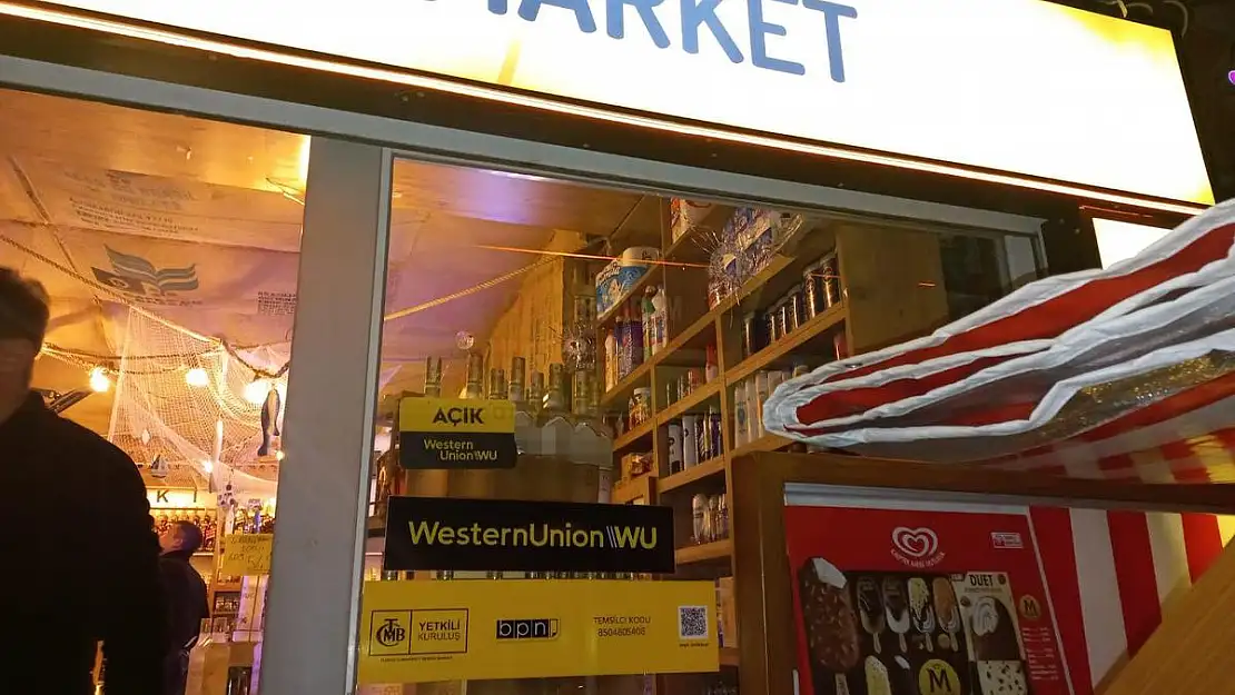 Umurça'da Kimliği Belirsiz Kişiler Marketi Kurşun Yağmuruna Tuttu