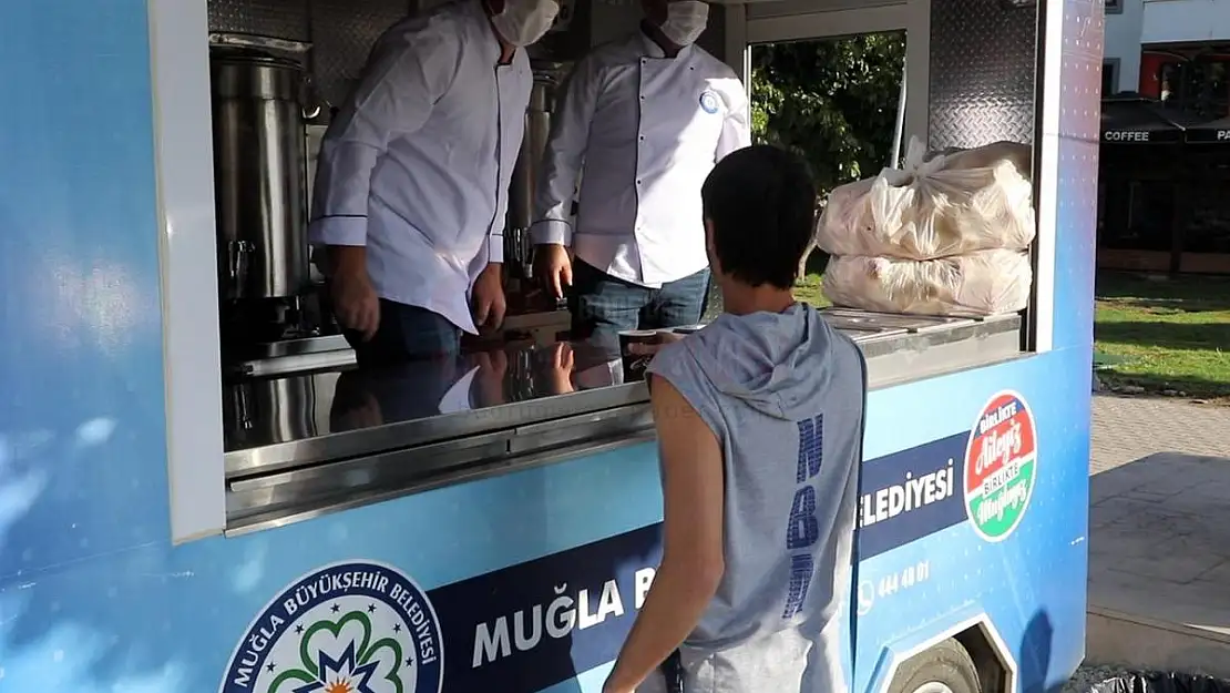 Üniversite Öğrencilerinin Sabah Çorbası Büyükşehirden