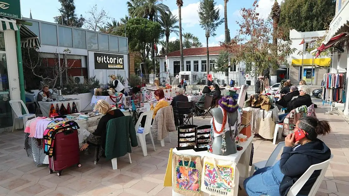 Üreten Kadınlar Yılbaşı Kermesi