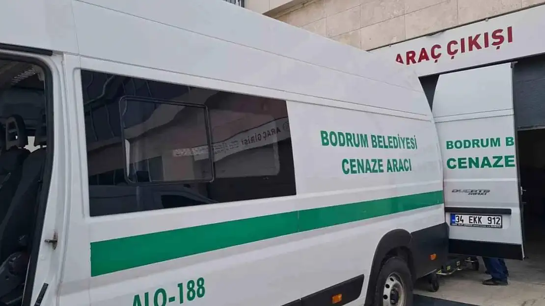 Üzerine mermer düşen genç hayatını kaybetti