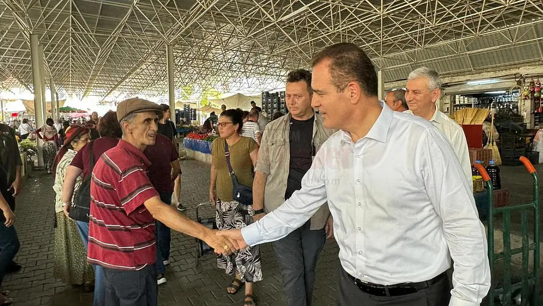 Vali İdris Akbıyık Pazar Esnafını Ziyaret Etti