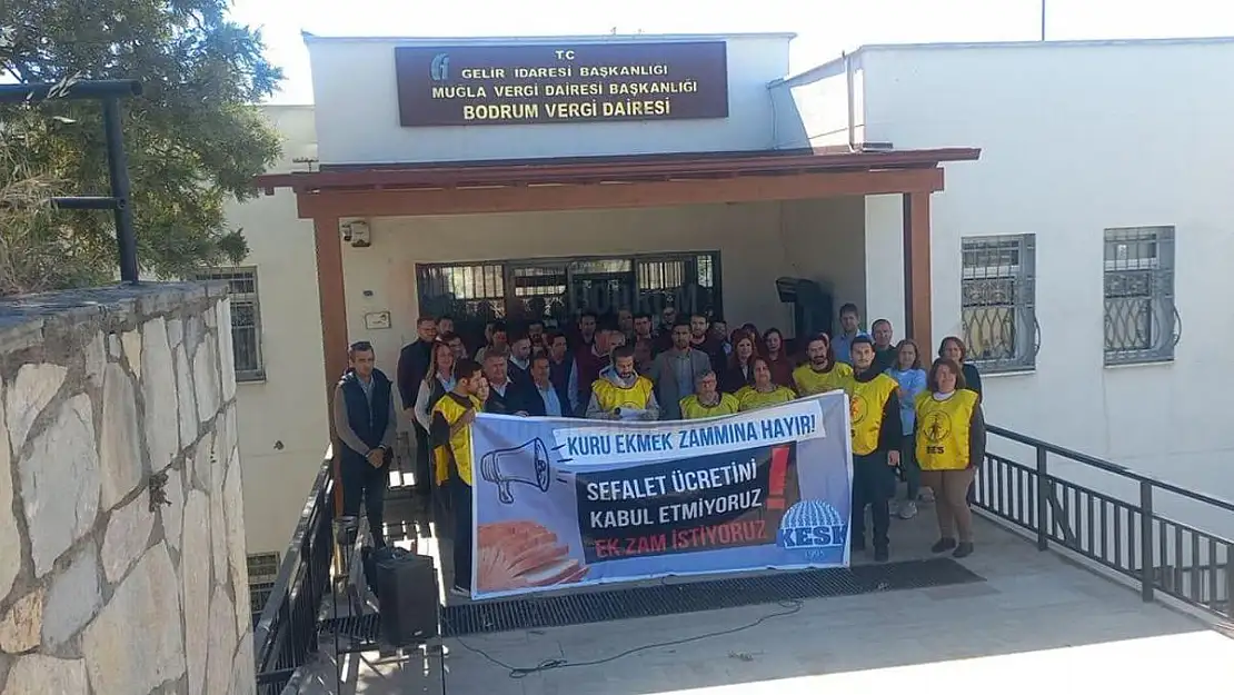 Vergi Dairesi Çalışanları Basın Açıklaması Yaptılar
