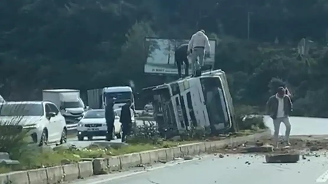 Virajı Alamadı Yan Yattı
