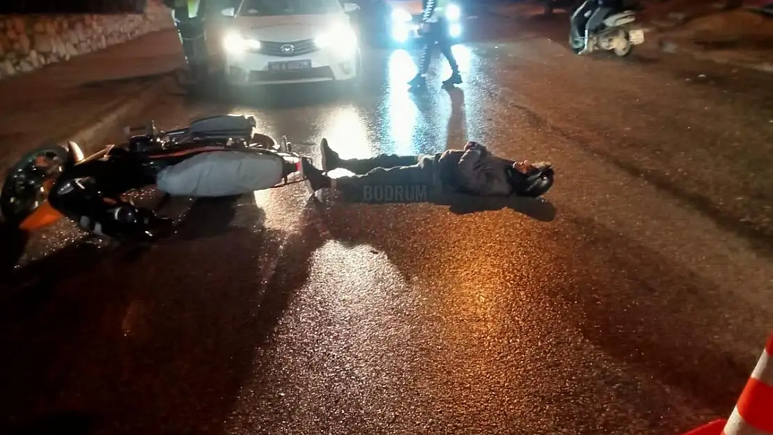 Yağışla Kayganlaşan Yolda Kaza Yapıp Yaralandı