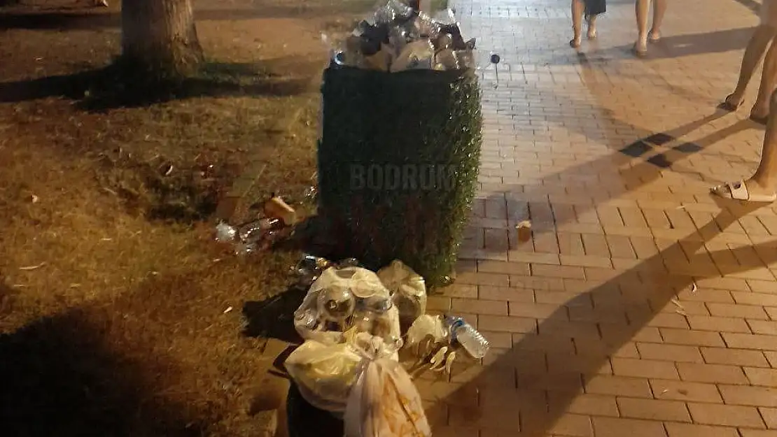 Yalıkavak Sokakları Parfüm Değil Çöp Kokar Olmuş