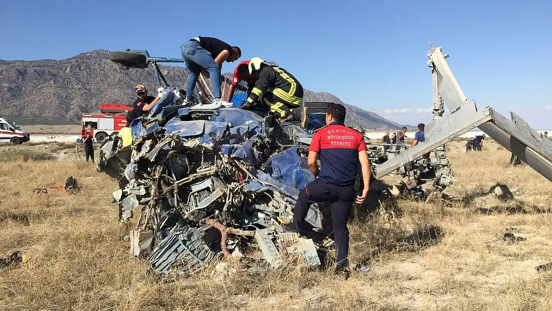 Yangına Destek İçin Giden Helikopter Düştü: 2 ölü, 5 Yaralı