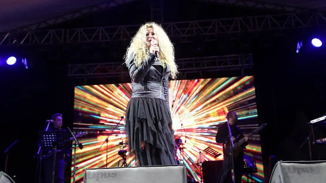Yılbaşı Konserleri Devam Ediyor