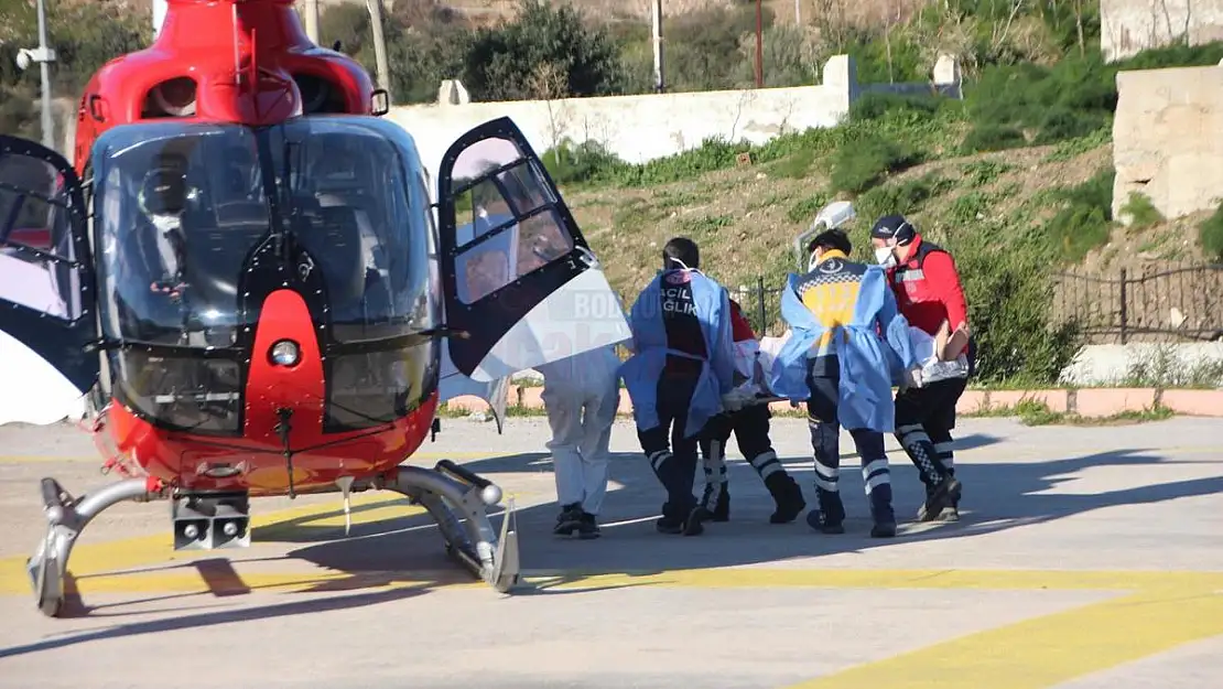 Yoğun bakımlarda yer olmayınca ambulans helikopterle sevk edildi.