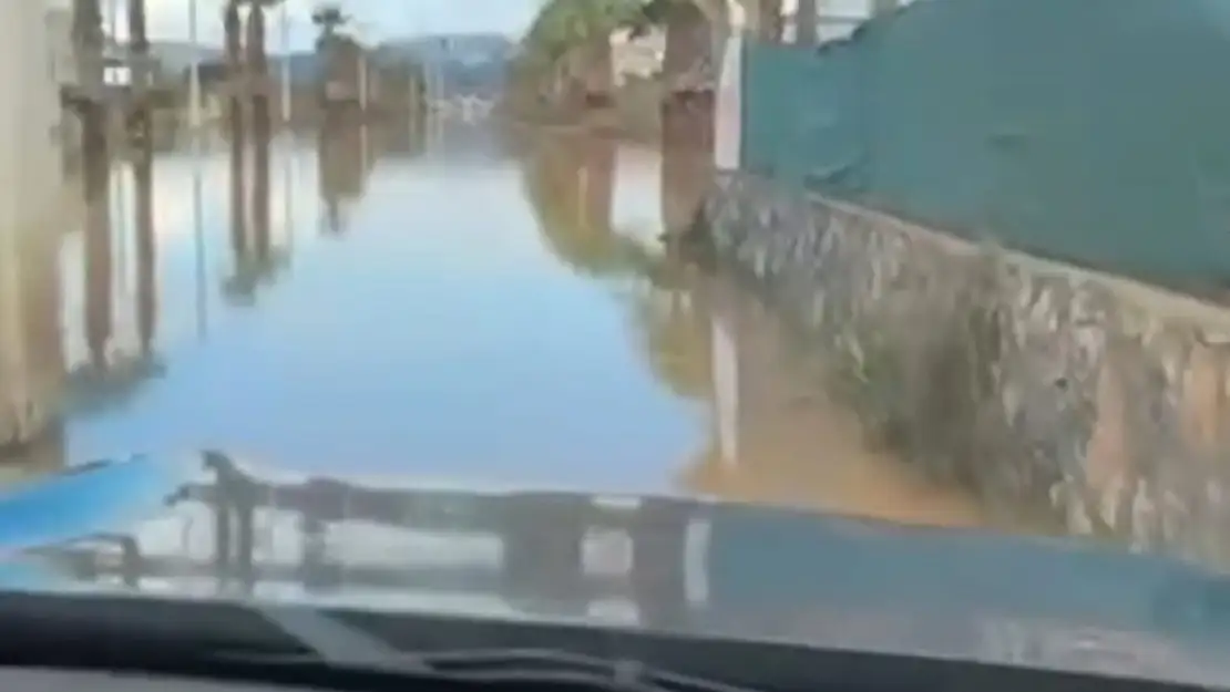 Yollar göle döndü MUSKİ hâlâ harekete geçmedi