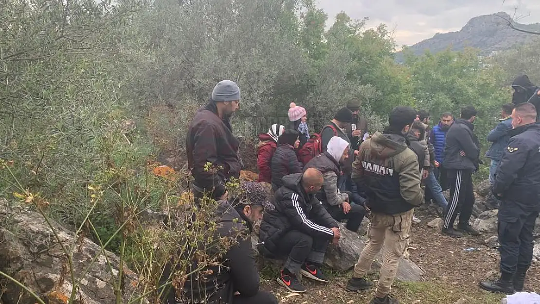 YUNANİSTAN DİYEREK KÜÇÜKADA'YA BIRAKIP GİTTİLER
