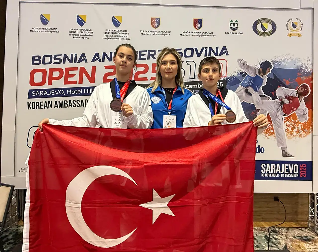 Büyükşehir Taekwondocuları Saraybosna'da Türkiye'yi gururlandırdı