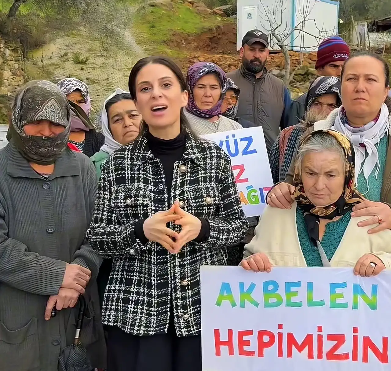 CHP'li Gizem Özcan'dan akbelen'de 'bu topraklar şirketin değil, halkındır'