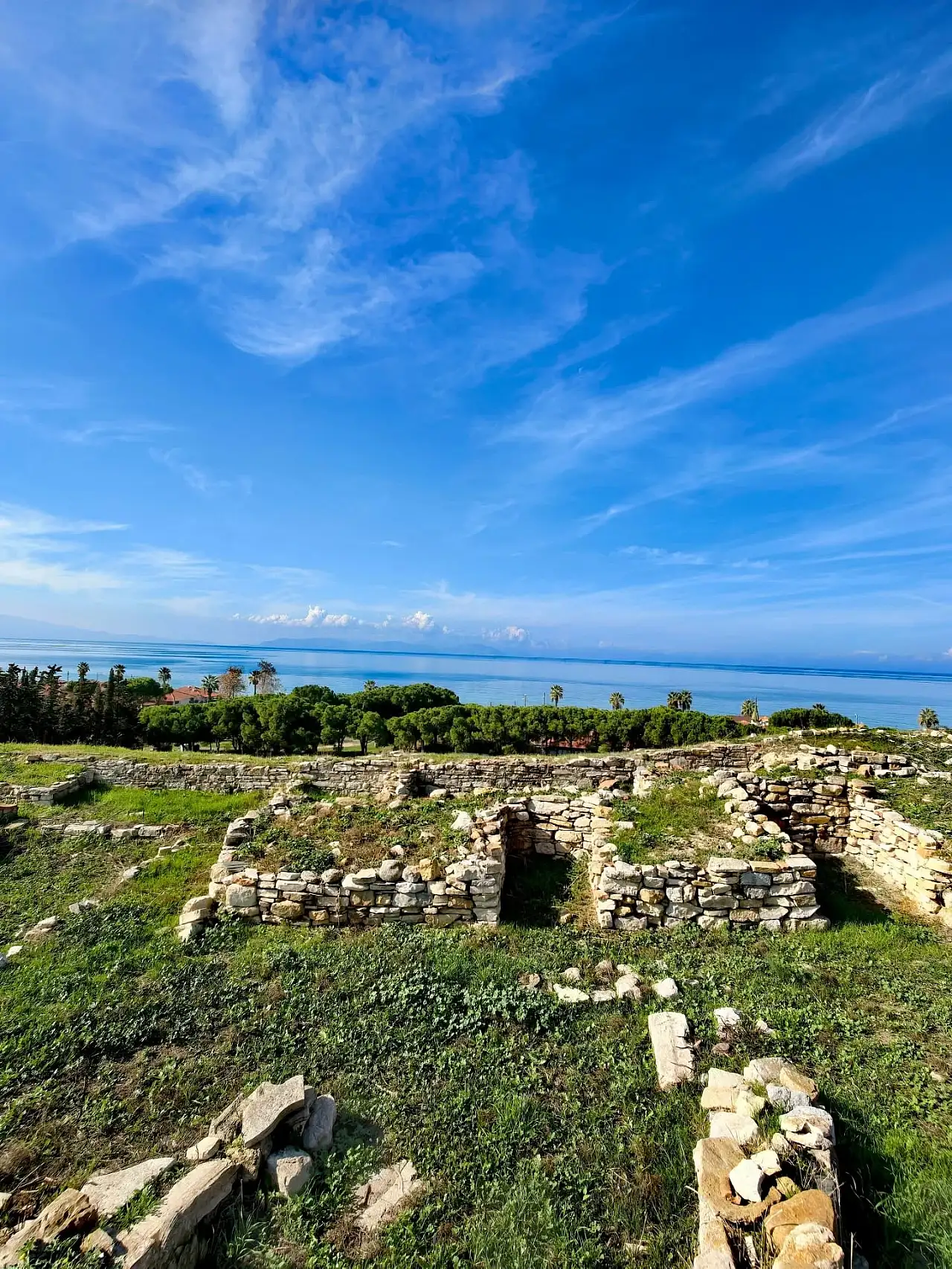 Ege'nin tarihi hazinesi Kadıkalesi, ziyaretçilerini bekliyor