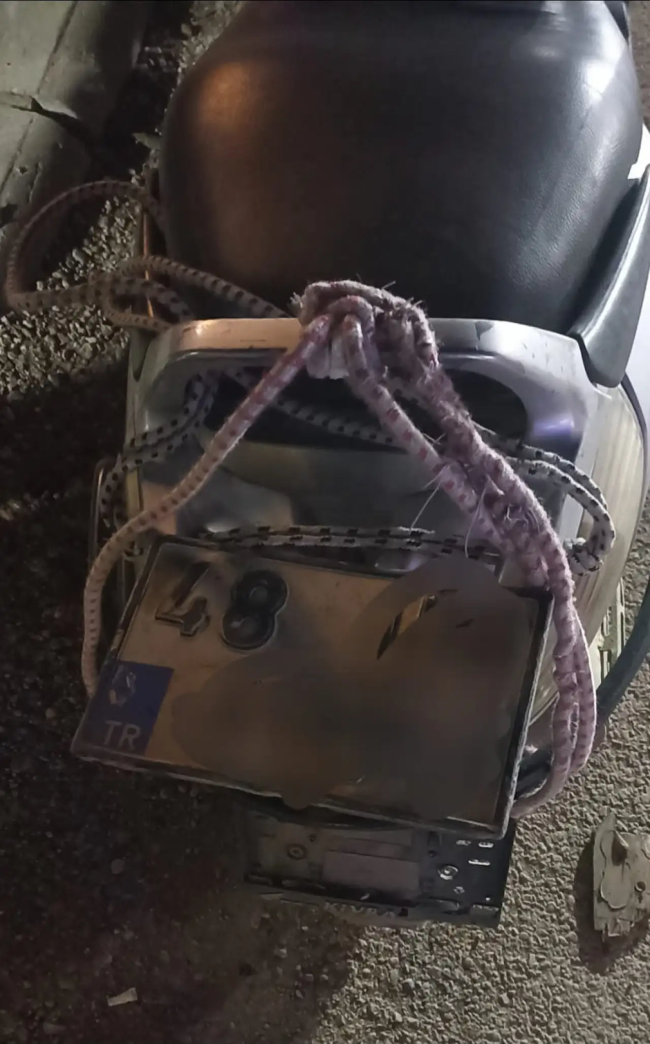 Motosikletler kafa kafaya çarpıştı: 2 yaralı