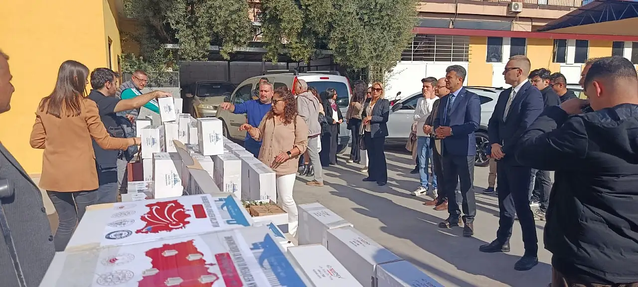 Hediyem 81 İlin 81 Öğretmenine projesinde paketler Milas'tan yola çıktı