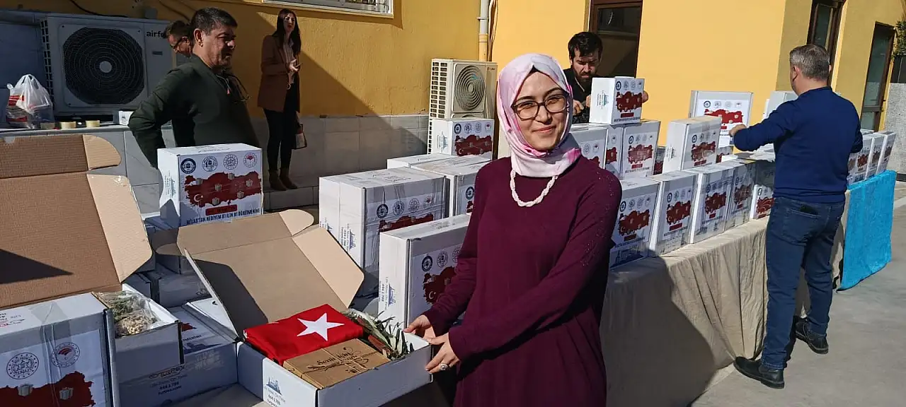 Hediyem 81 İlin 81 Öğretmenine projesinde paketler Milas'tan yola çıktı