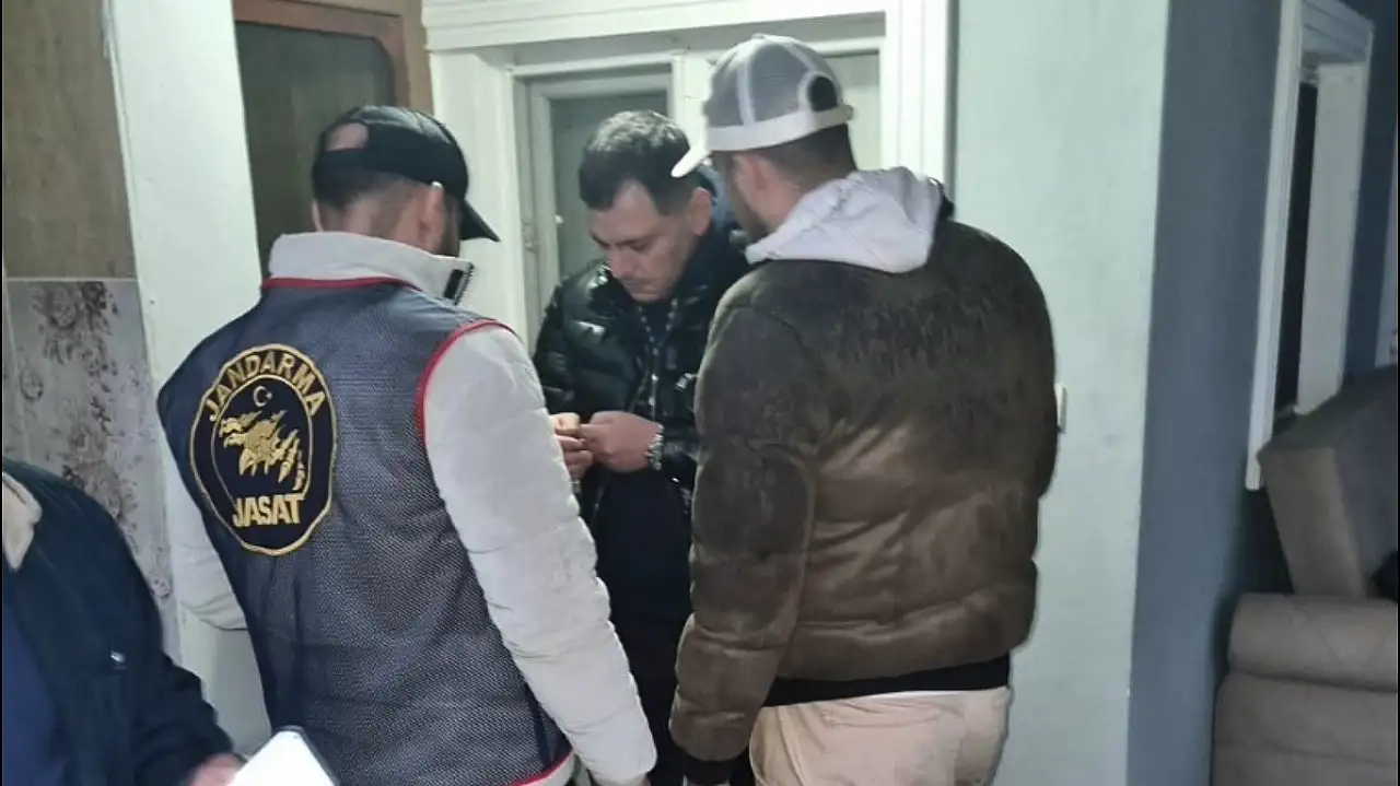 Bir haftada 44 aranan şahıs yakalandı 15'i tutuklandı