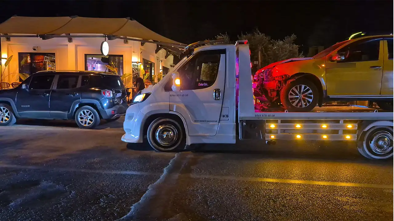 Kasis çıkışı kaza getirdi !