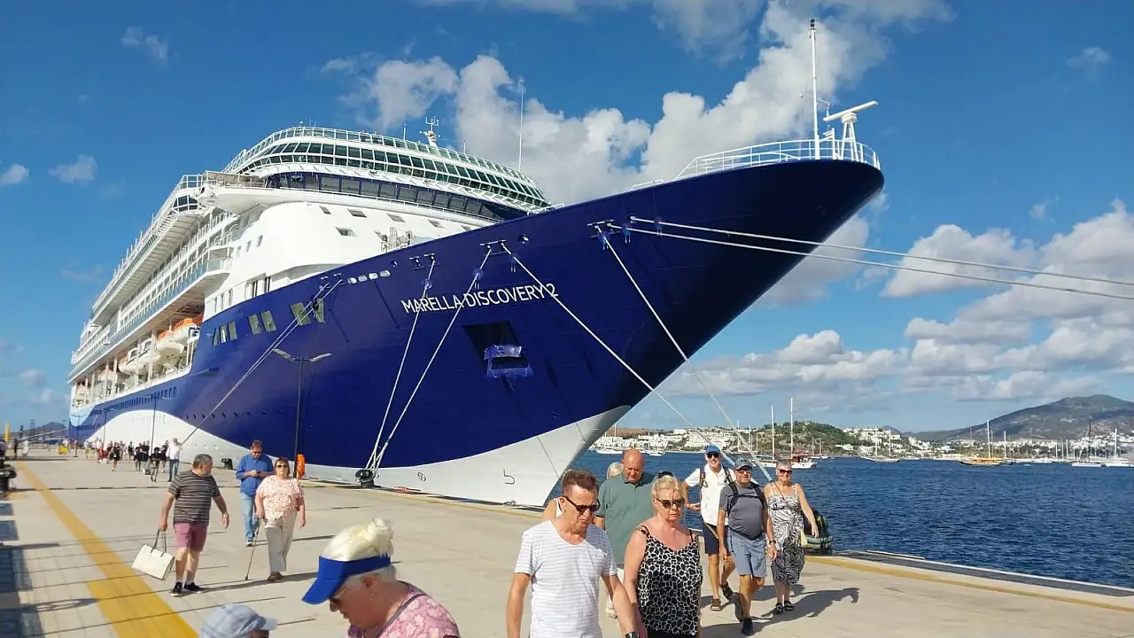 Marella discovery 2 bodrum limanı'nda !