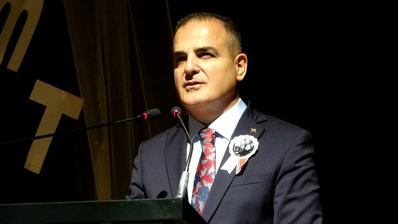 24 Kasım Öğretmenler Günü düzenlenen programla kutlandı