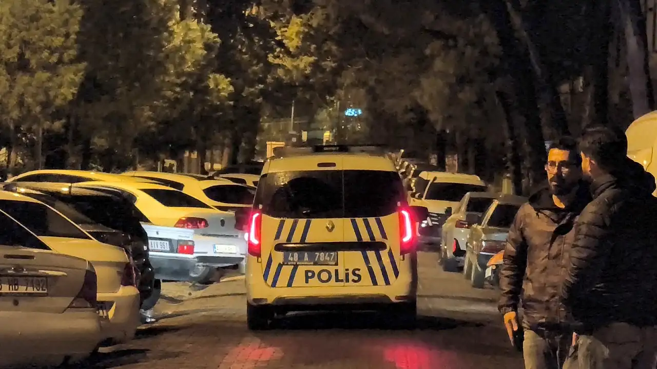 Bıçaklı kavga kanlı bitti: 1 ağır yaralı