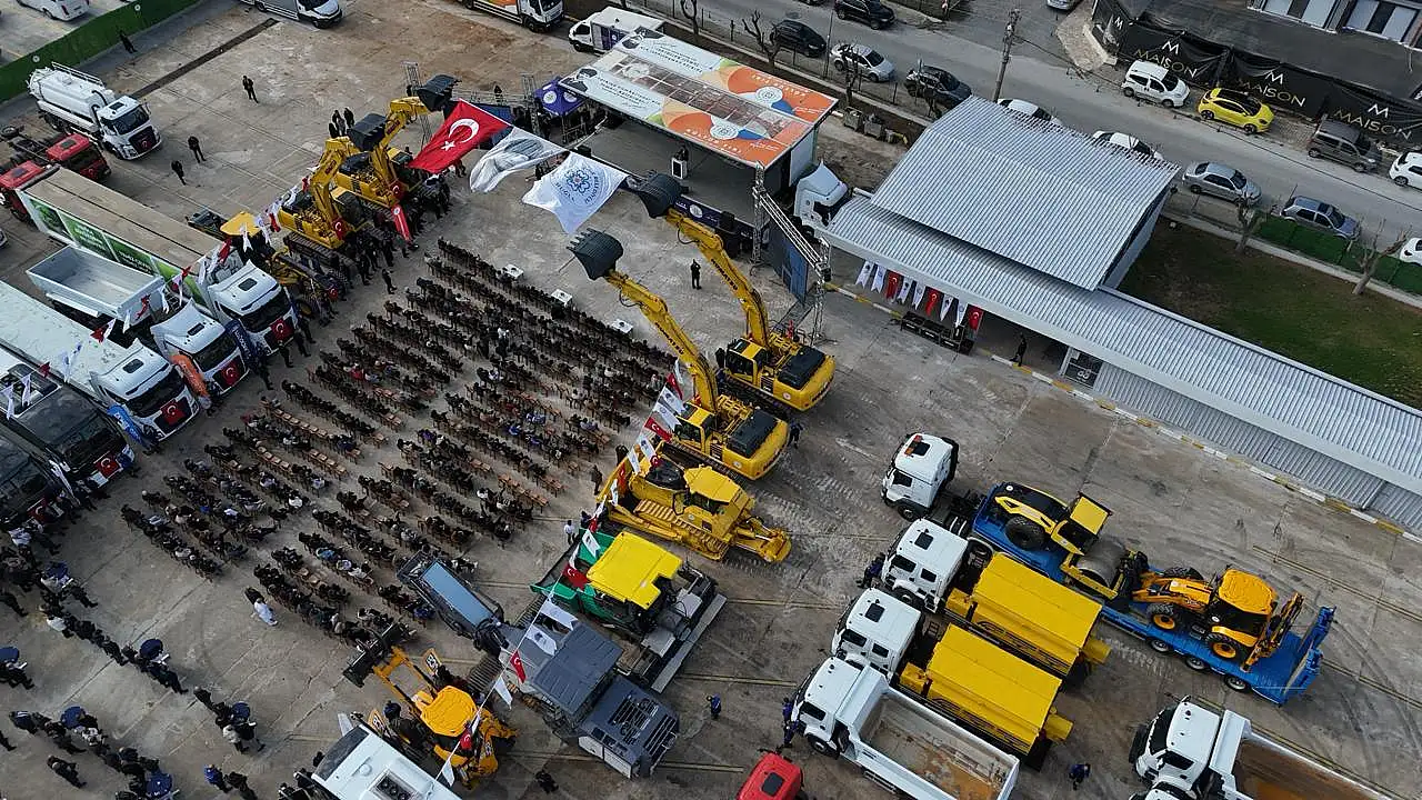 Büyükşehir Hizmet Filosunu 170 yeni araçla güçlendirdi