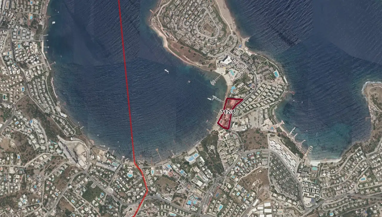 Yalıkavak'ta denize sıfır otelin odaları icradan satışta