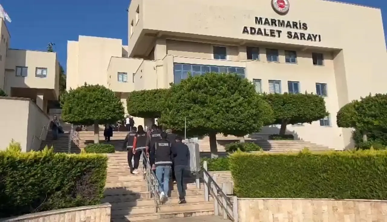 Örgütlü tefecilik operasyonu 4 kişi tutuklandı