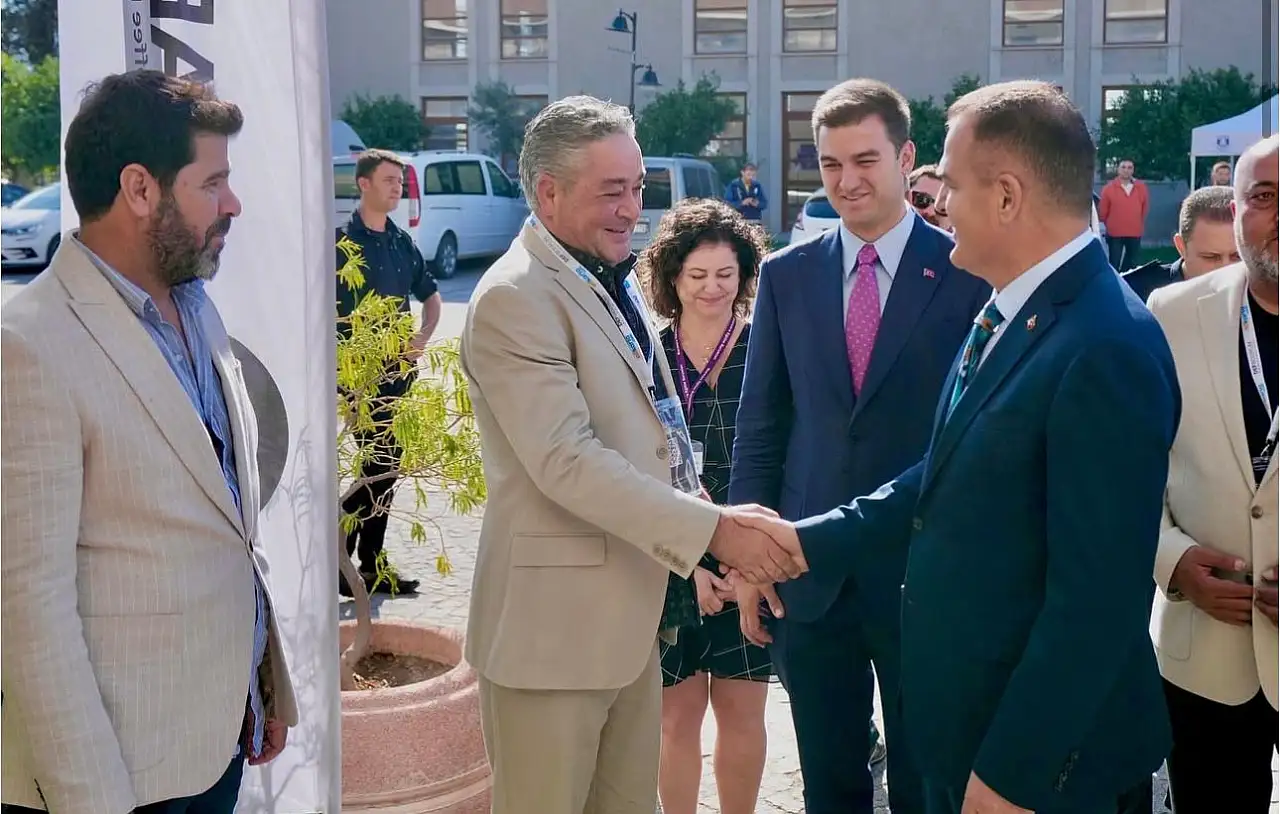 Sektörün liderleri DEF Bodrum'da bir araya geldi