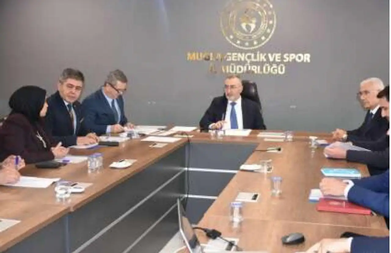 Bakan Yardımcısı Ersöz öğrenci yurtlarını yerinde inceledi