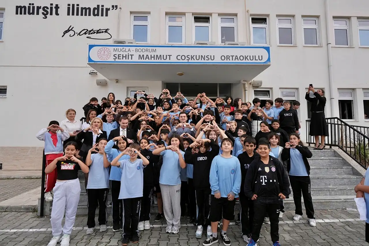 24 Kasım Öğretmenler Günü çoşkuyla kutlandı