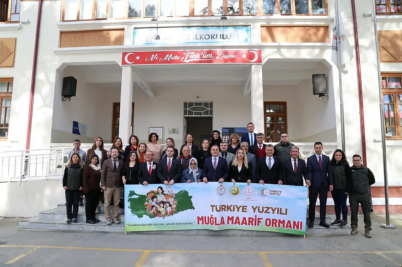 Öğretmenler Günü'nde 16 bin 453 fidan toprakla buluştu