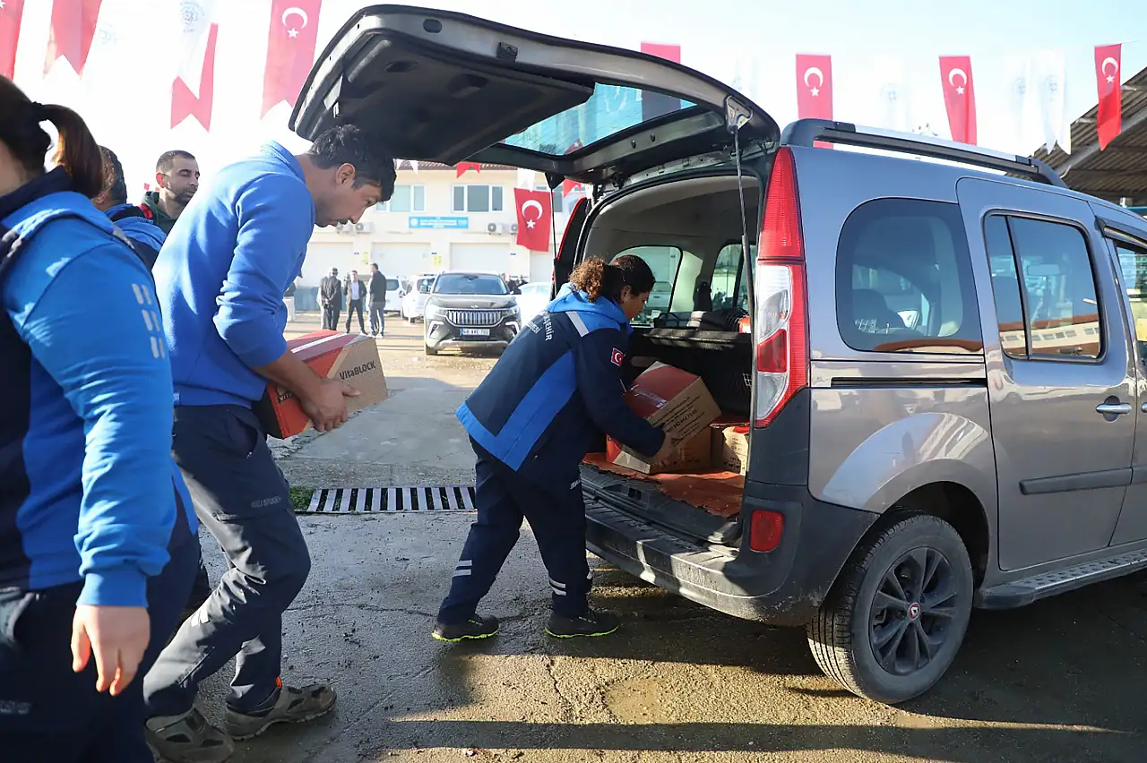 Hayvan üreticilerine mineral blok taşı desteği