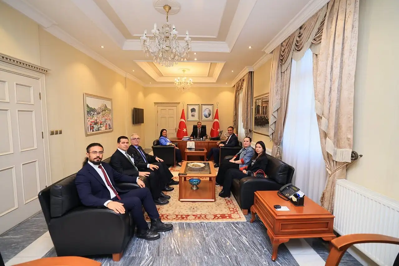 Gazeteciler ve yazarlar derneği kuruldu