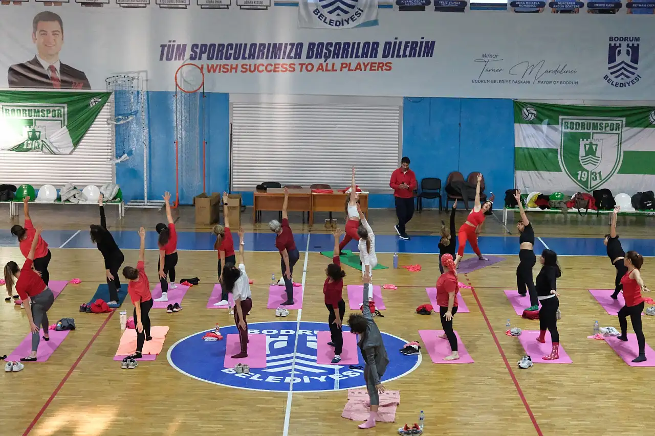 2025'i Pilates ve yoga ile uğurladılar