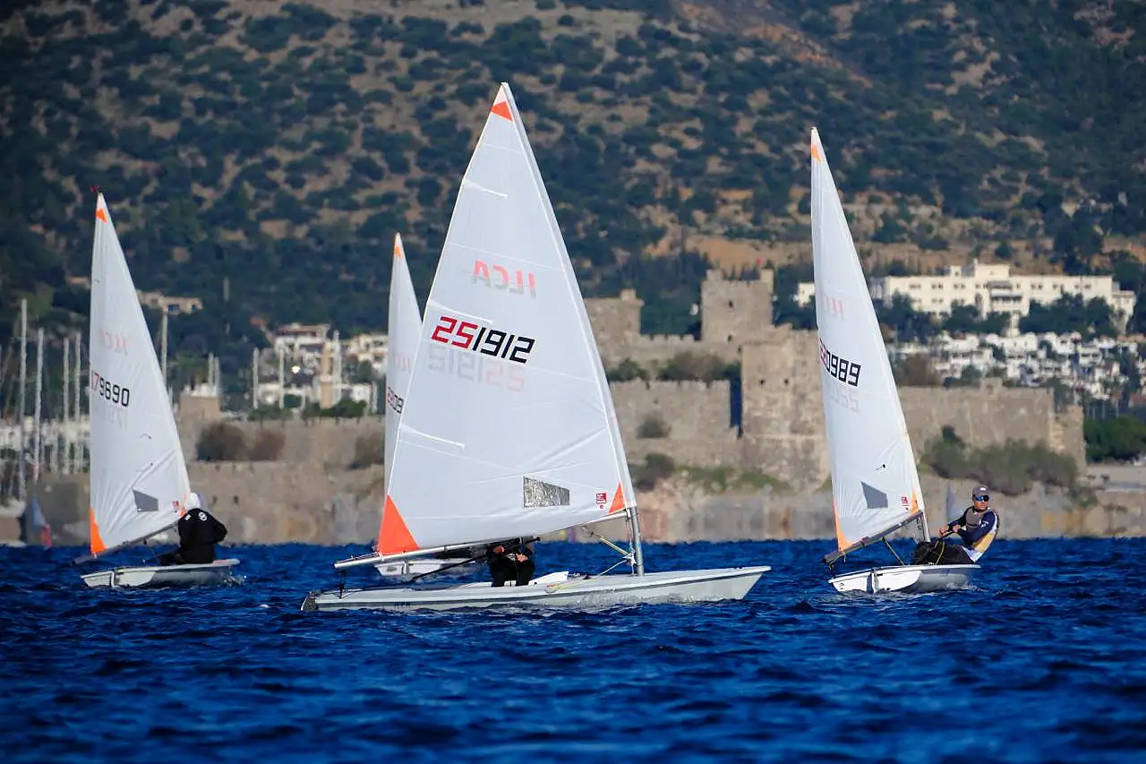 Mandalin kupası bodrum denizlerini şenlendirdi