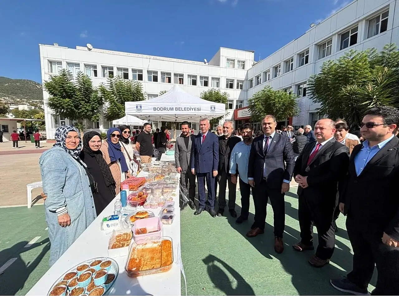 Öğrenciler Gazze için kolları sıvadı