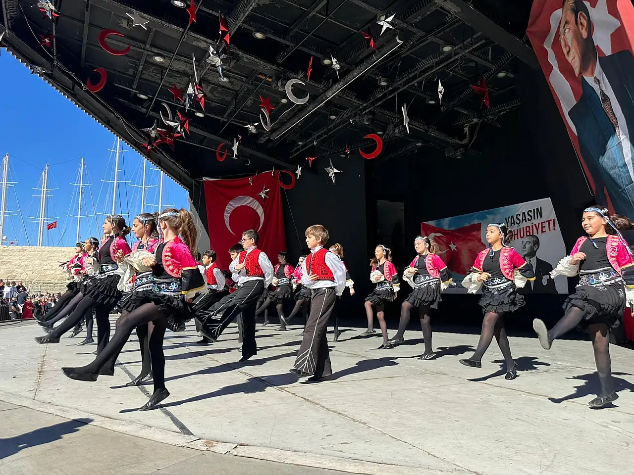 Cumhuriyet'in 102. Yılında Bodrum tek yürek oldu