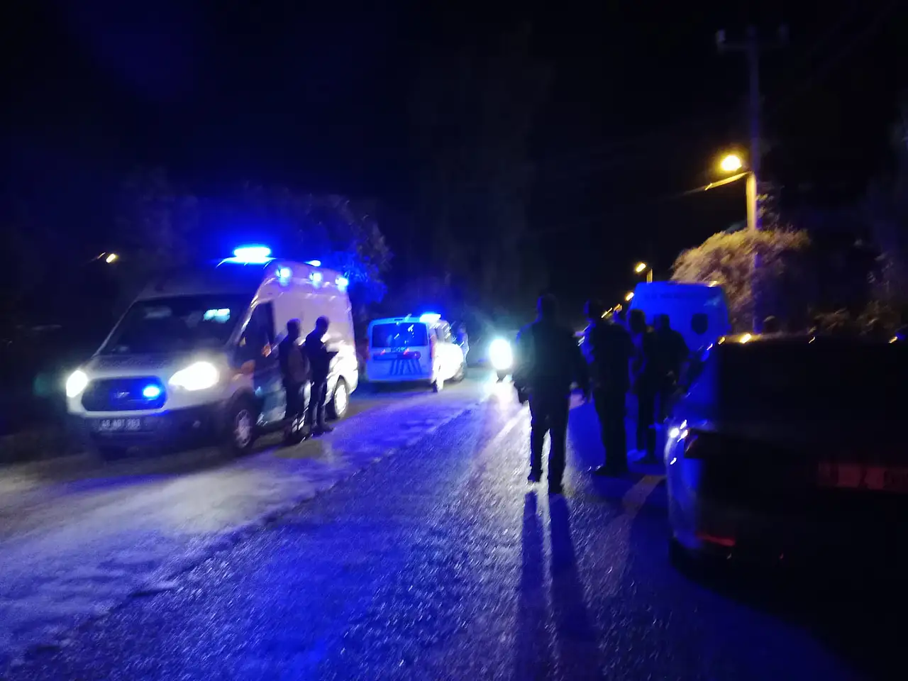 Yaşlı adam evinde silahla vurulmuş halde bulundu