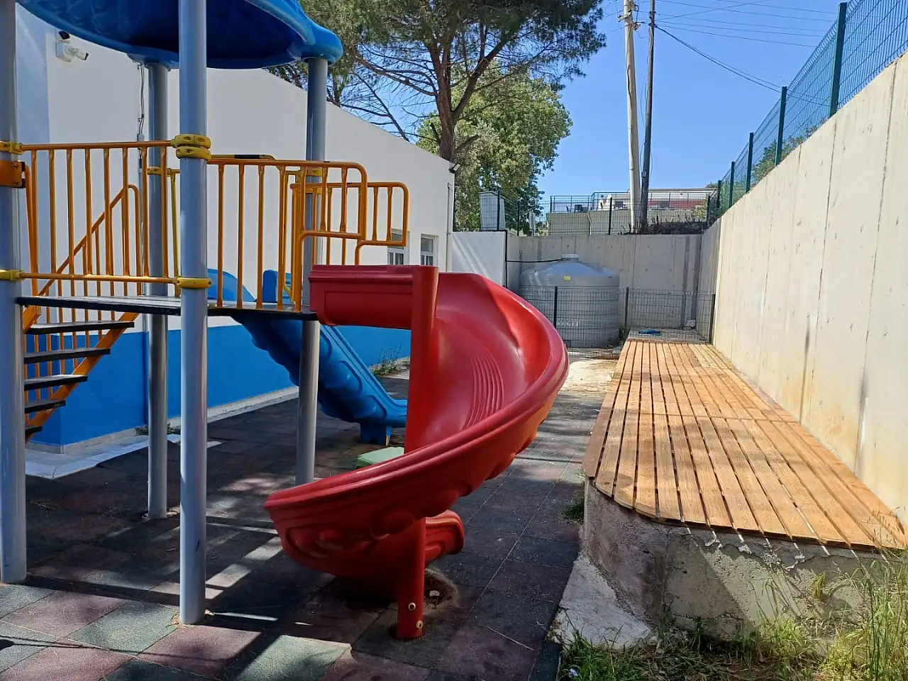 Bodrum Belediyesi okullarda yenileme çalışması yapıyor