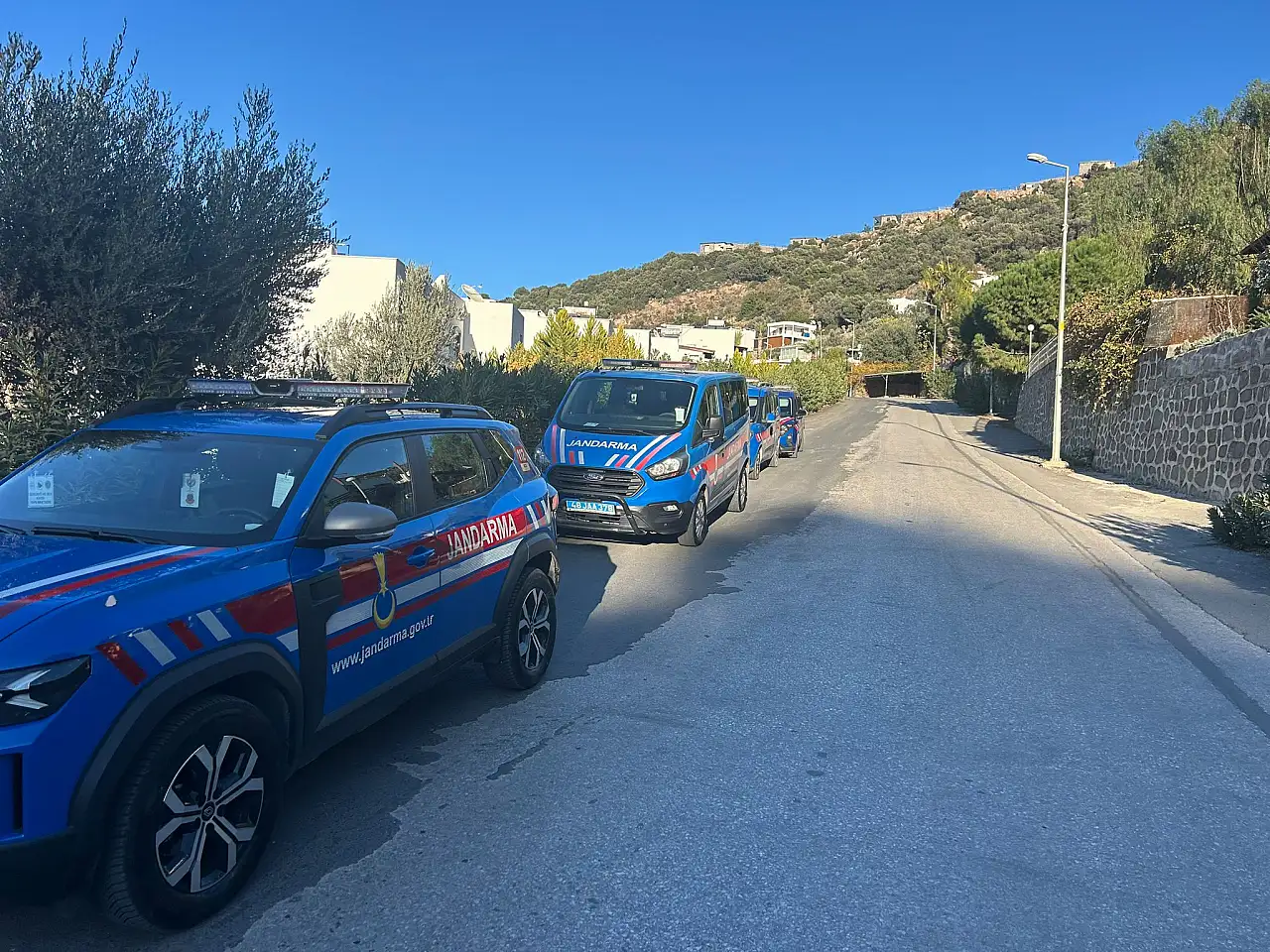 Gündoğan'da kiralık evde 70 yabancı uyruklu tespit edildi