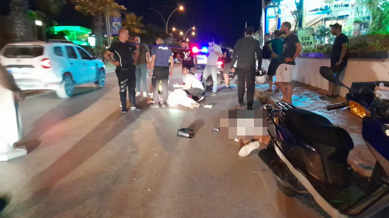 Motosiklet Yayaya Çarptı, Kazada 1'i Ağır 2 Kişi Yaralandı