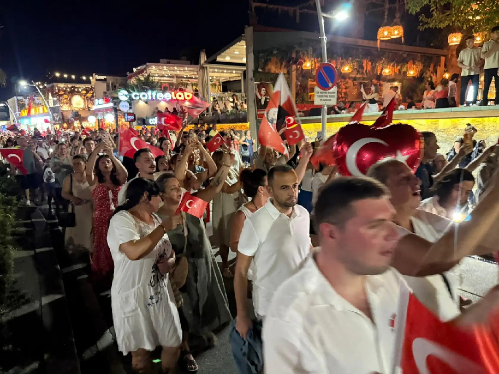 Bodrum'da 30 Ağustos Coşkusu ! Kortej ve Konserlerle Büyük Zafer Kutlandı !