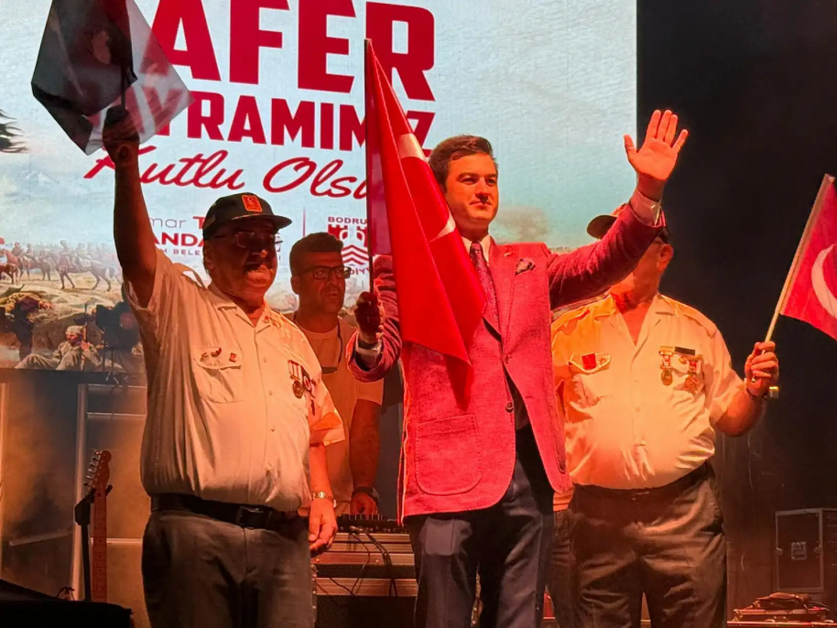 Bodrum'da 30 Ağustos Coşkusu ! Kortej ve Konserlerle Büyük Zafer Kutlandı !