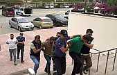 Polise saldıran alkollü sürücüler adliyeye sevk edildi