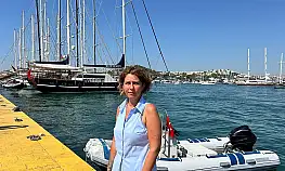 Bodrum 'istilacı yat türü'nün kuşatması altında