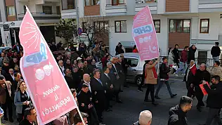 Belediye Başkanı kanuna aykırı yürüyüş davasından yargılanıyor